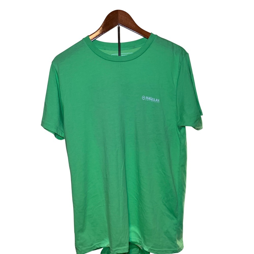 Magellan Women's M Outdoors Graphic T-ShirtGreen Excellent Floral SUV Bike Tee